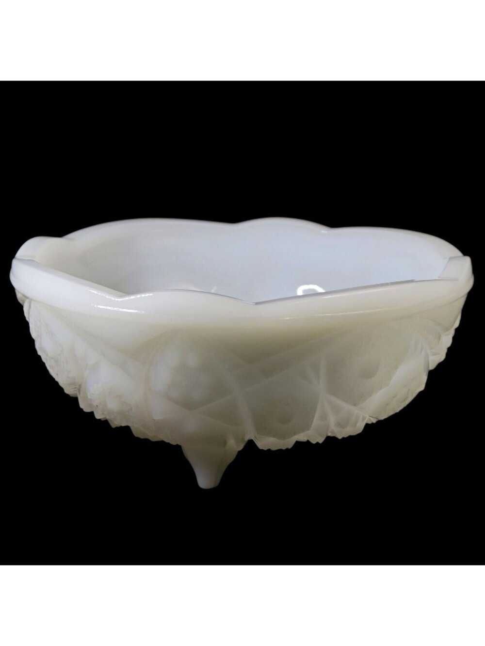 McKee Toltec Milk Glass 7" 3-Toed Footed Bowl Vintage Decorative Tableware